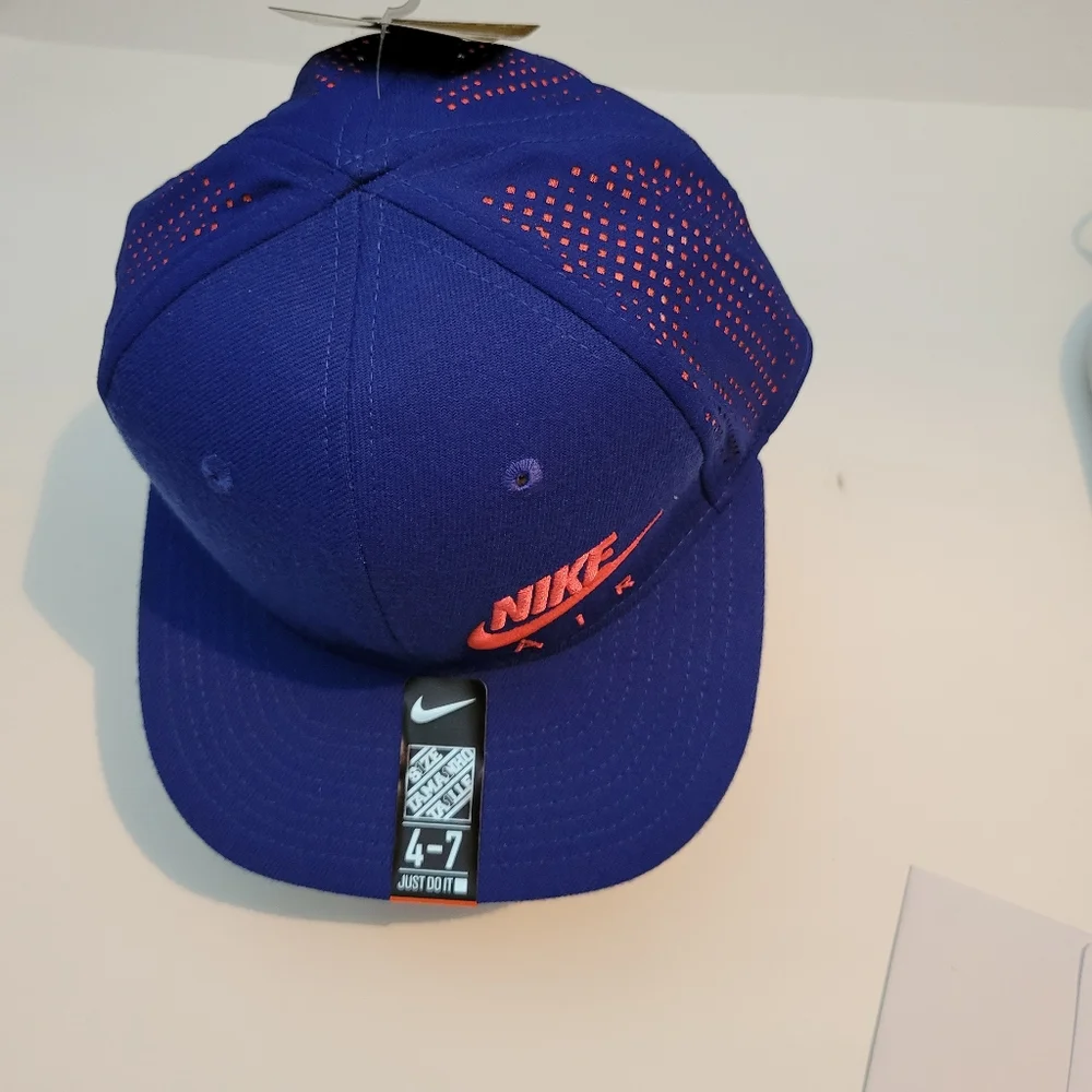NWOT Nike True Swoosh Hat Unisex Blue and Orange‎ Logo Size 4-7